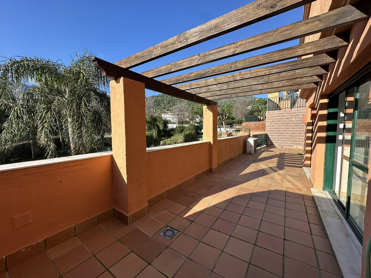 Se vende Apartamento Planta Media de 2 dormitorios en Costa Del Sol, Málaga, España