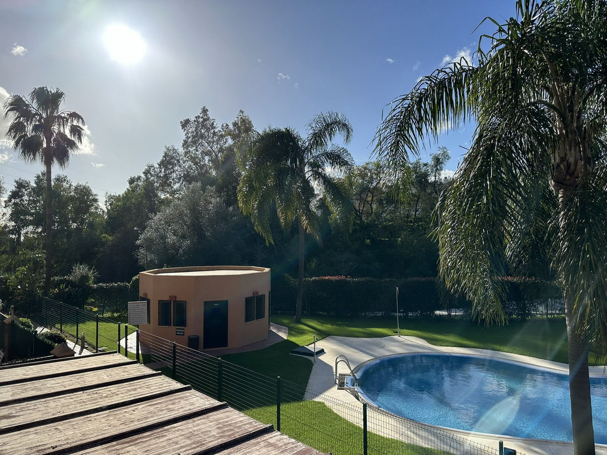 Se vende Apartamento Planta Media de 2 dormitorios en Costa Del Sol, Málaga, España