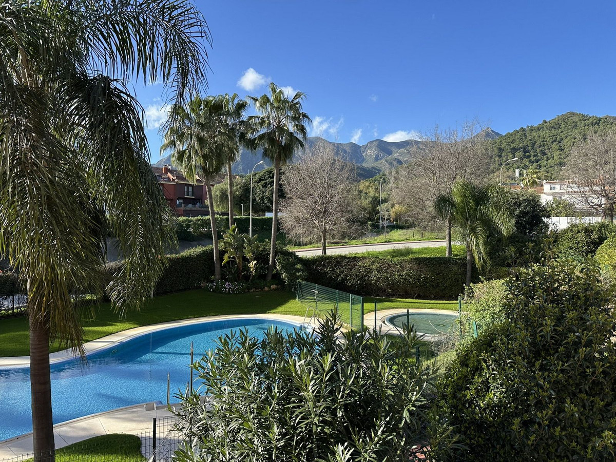 Se vende Apartamento Planta Media de 2 dormitorios en Costa Del Sol, Málaga, España