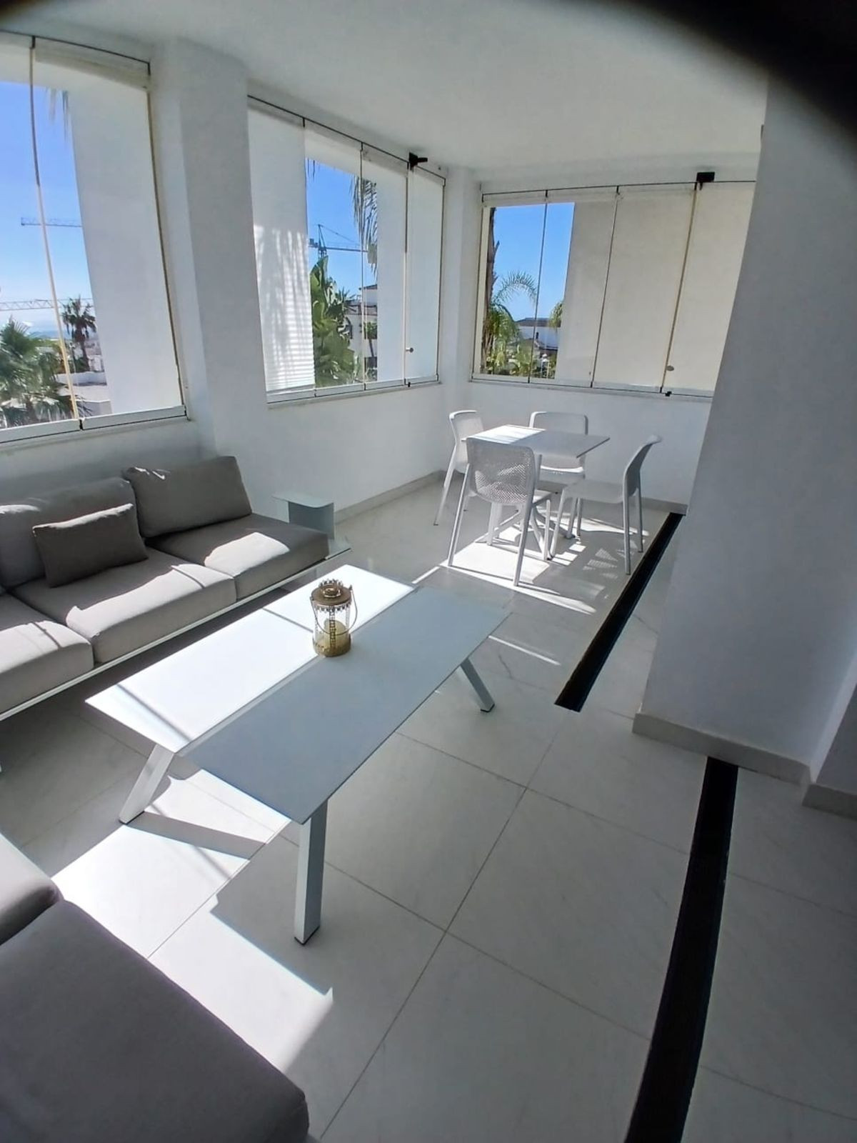 Se vende Apartamento Planta Media de 2 dormitorios en Costa Del Sol, Málaga, España