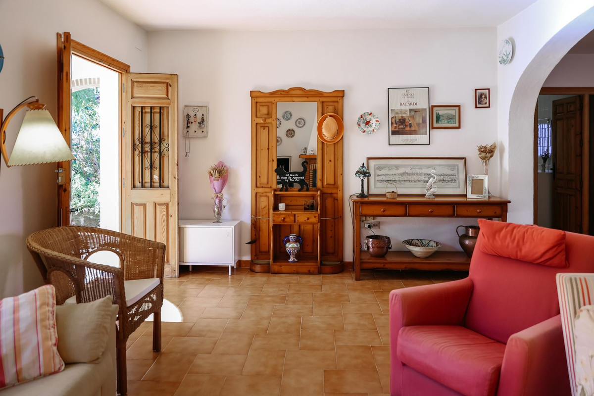 5 Bed Townhouse for sale in Alhaurín El Grande Costa Del Sol, Málaga, Spain