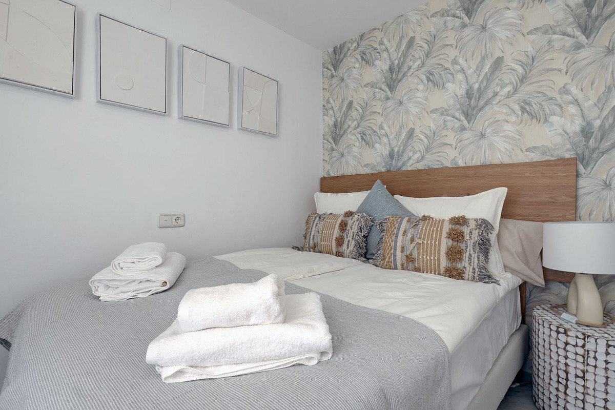 5 Bed Apartment for sale in Bahía De Marbella Costa Del Sol, Málaga, Spain