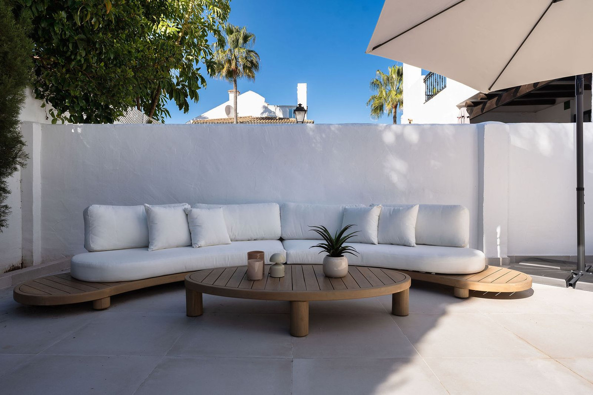 3 Bed Townhouse for sale in Nueva Andalucía Costa Del Sol, Málaga, Spain