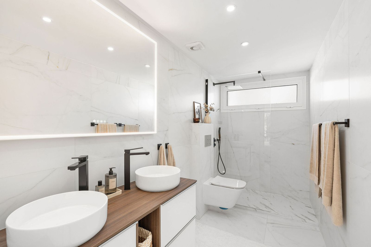 3 Bed Townhouse for sale in Nueva Andalucía Costa Del Sol, Málaga, Spain