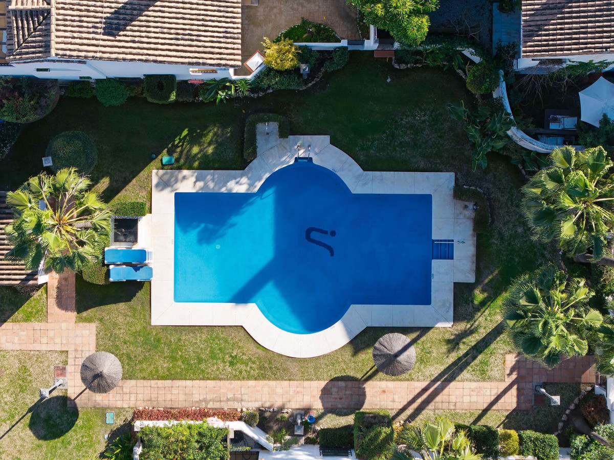3 Bed Townhouse for sale in Nueva Andalucía Costa Del Sol, Málaga, Spain