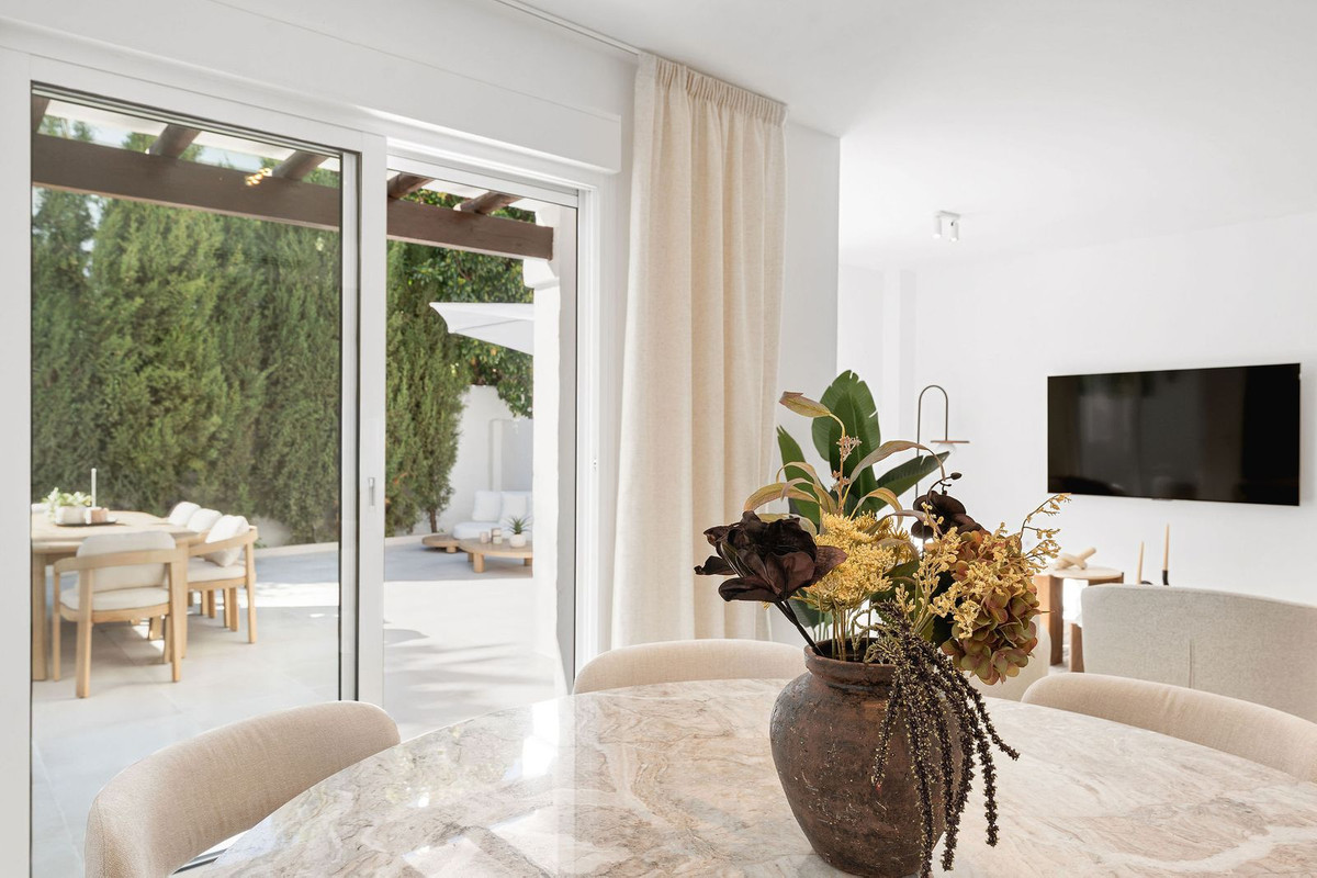 3 Bed Townhouse for sale in Nueva Andalucía Costa Del Sol, Málaga, Spain