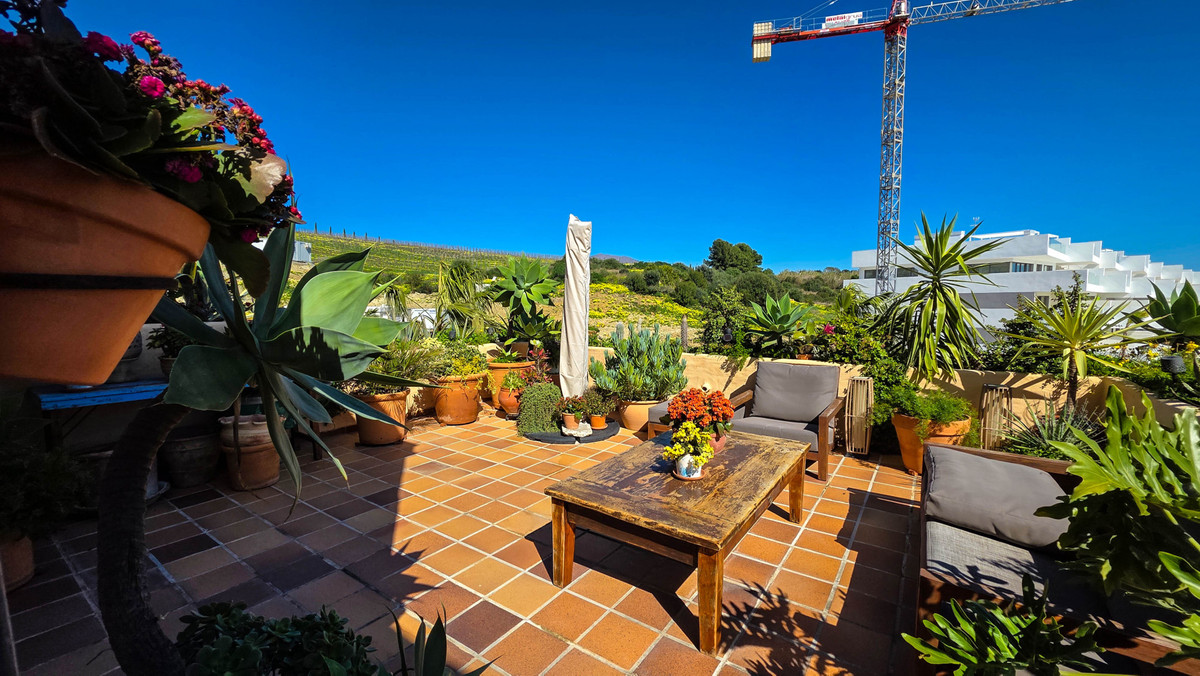 3 Bed Apartment for sale in La Duquesa Costa Del Sol, Málaga, Spain
