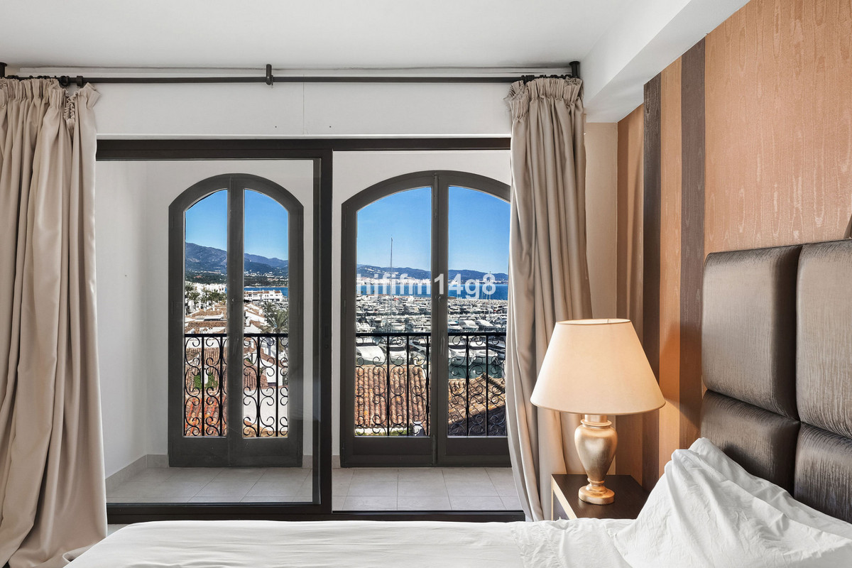 2 Bed Apartment for sale in Puerto Banús Costa Del Sol, Málaga, Spain
