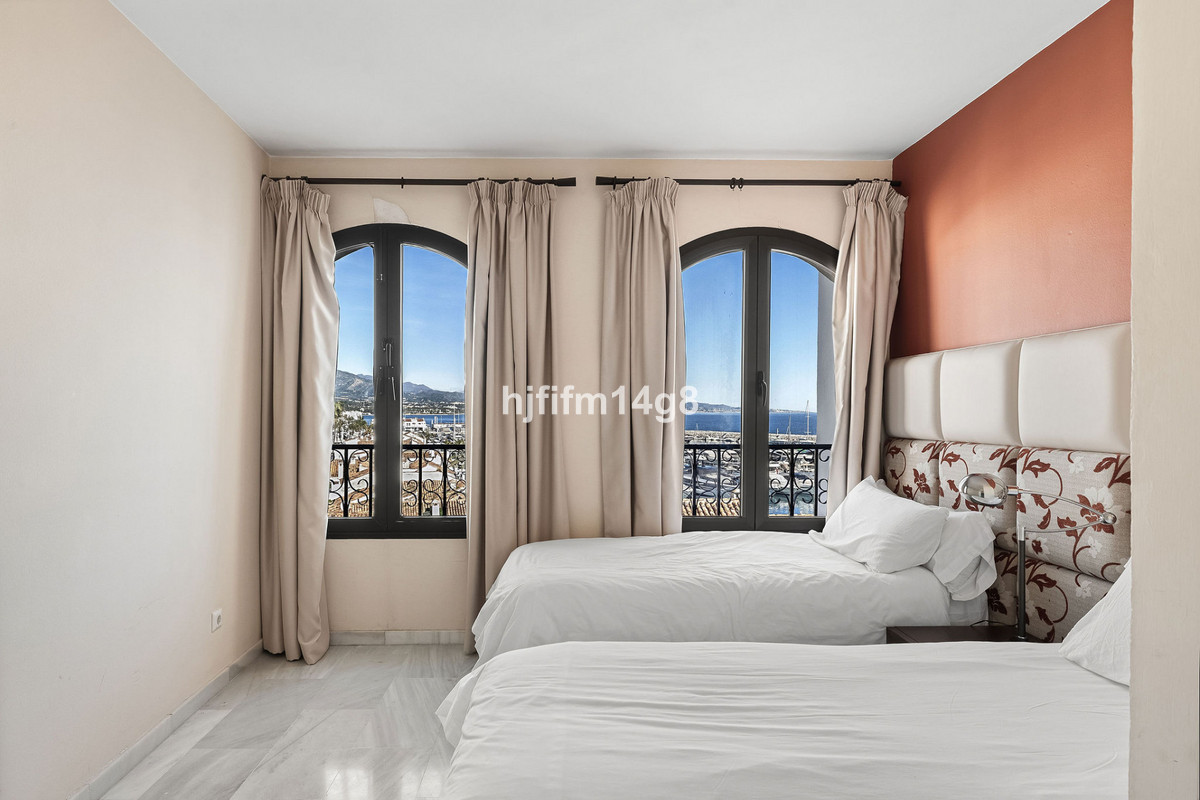 2 Bed Apartment for sale in Puerto Banús Costa Del Sol, Málaga, Spain
