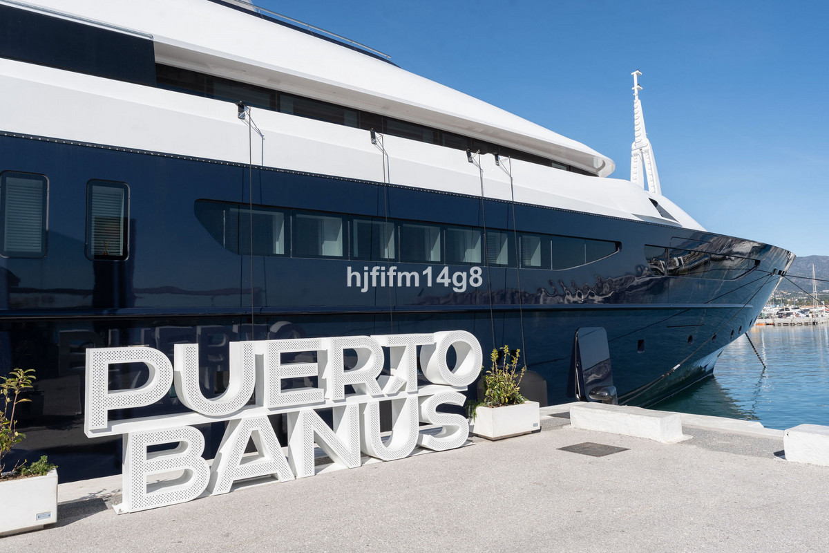 2 Bed Apartment for sale in Puerto Banús Costa Del Sol, Málaga, Spain