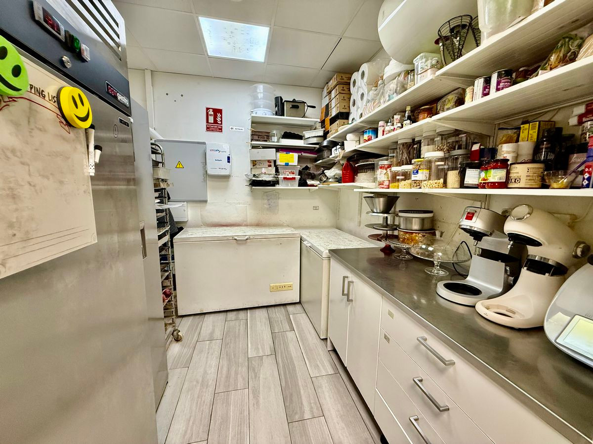 Se vende Otro  en Costa Blanca, Alicante, España
