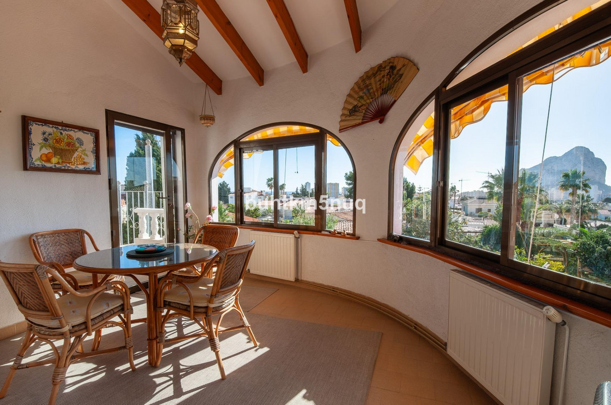 Se vende Villa - Chalet de 3 dormitorios en Costa Blanca, Alicante, España