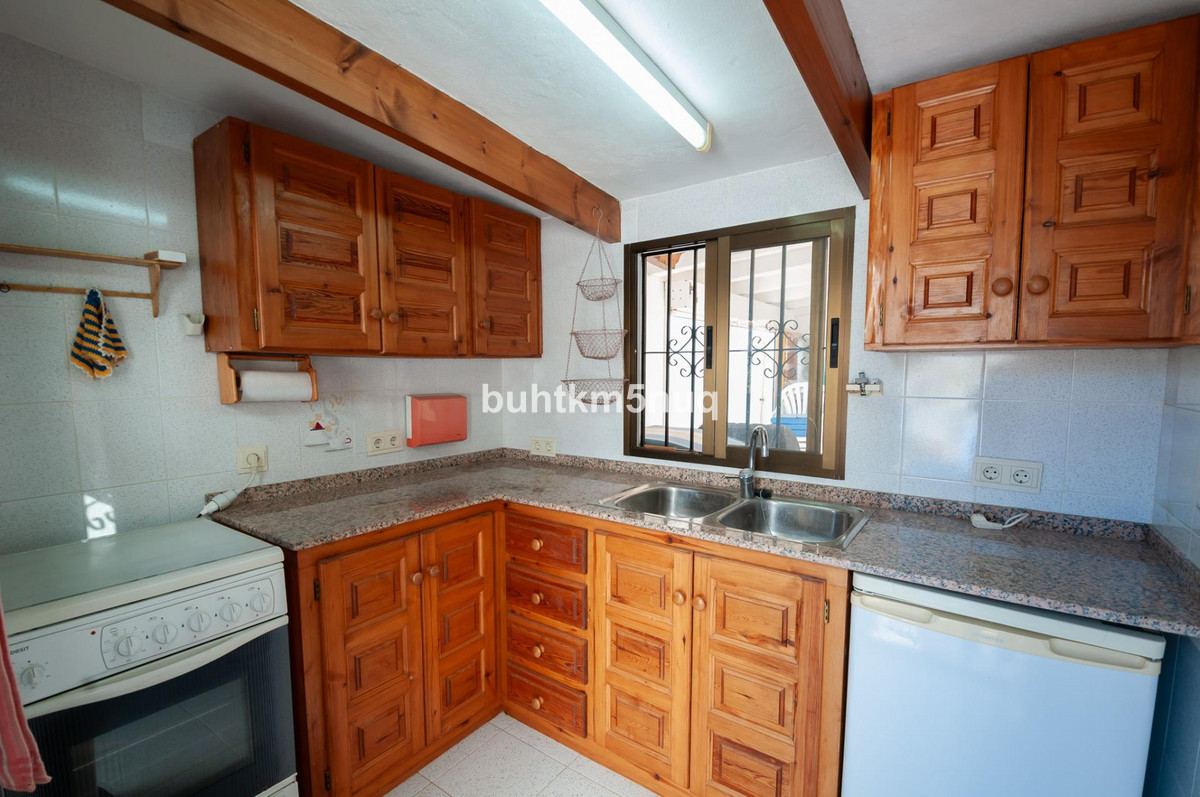 Se vende Villa - Chalet de 3 dormitorios en Costa Blanca, Alicante, España