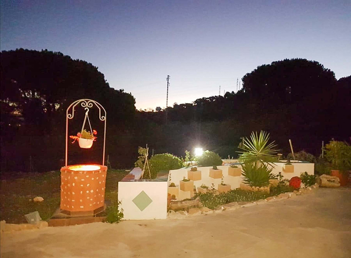 Se vende Villa - Chalet de 6 dormitorios en Costa Del Sol, Málaga, España