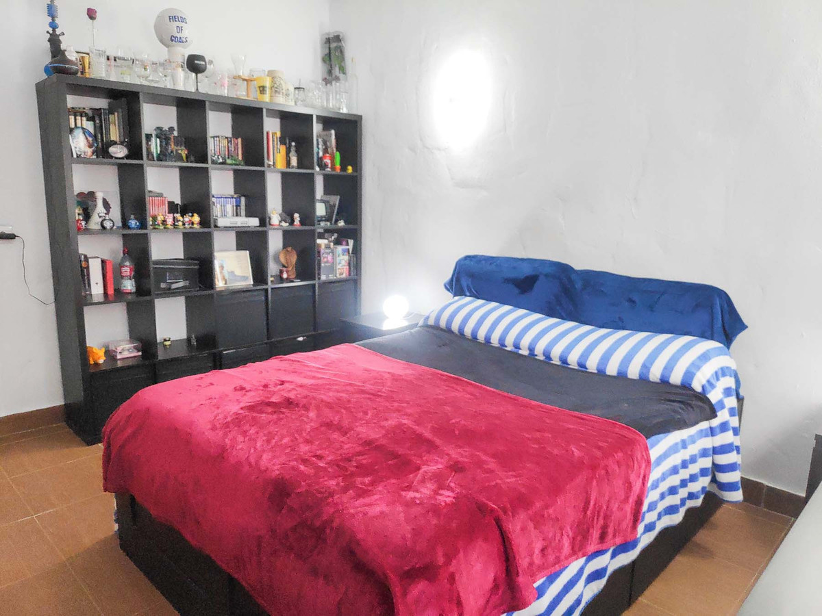 Se vende Villa - Chalet de 6 dormitorios en Costa Del Sol, Málaga, España