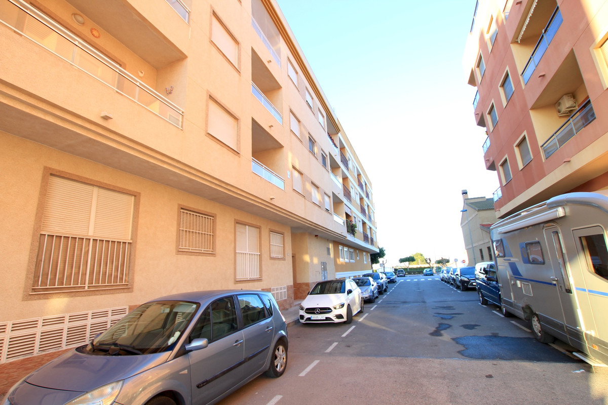 2 Bed Apartment for sale in Los Palacios Costa Blanca, Alicante, Spain