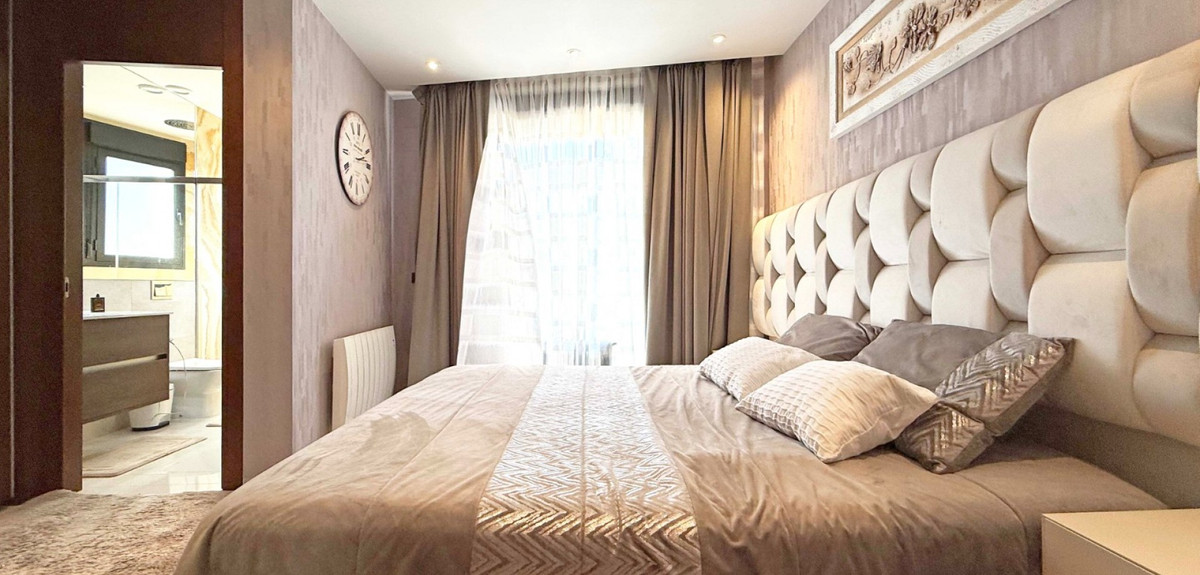 Se vende Villa - Chalet de 3 dormitorios en Costa Blanca, Alicante, España