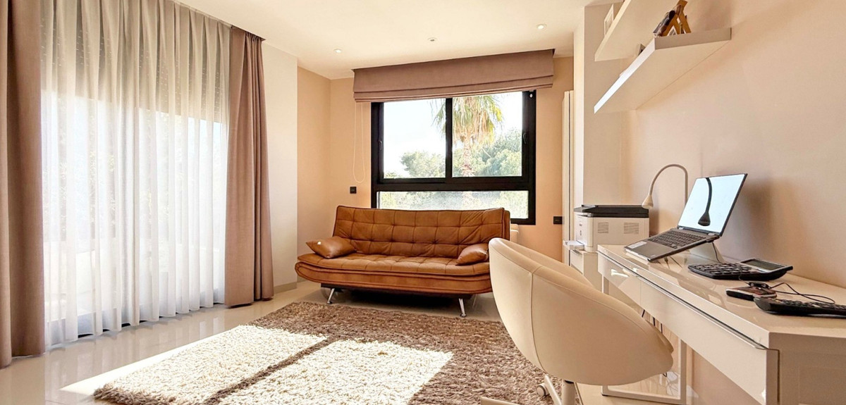 Se vende Villa - Chalet de 3 dormitorios en Costa Blanca, Alicante, España