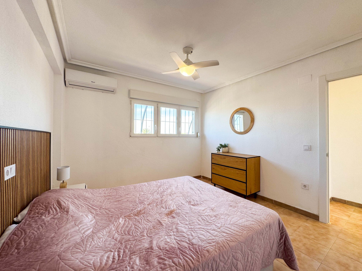 Se vende Ático de 2 dormitorios en Costa Blanca, Alicante, España