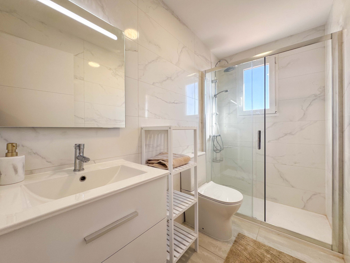 Se vende Ático de 2 dormitorios en Costa Blanca, Alicante, España