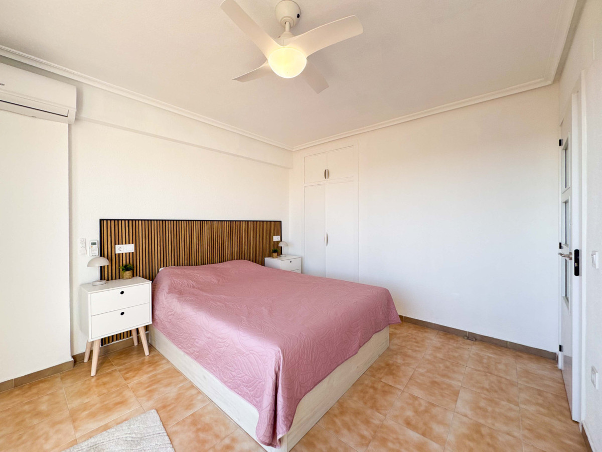 Se vende Ático de 2 dormitorios en Costa Blanca, Alicante, España
