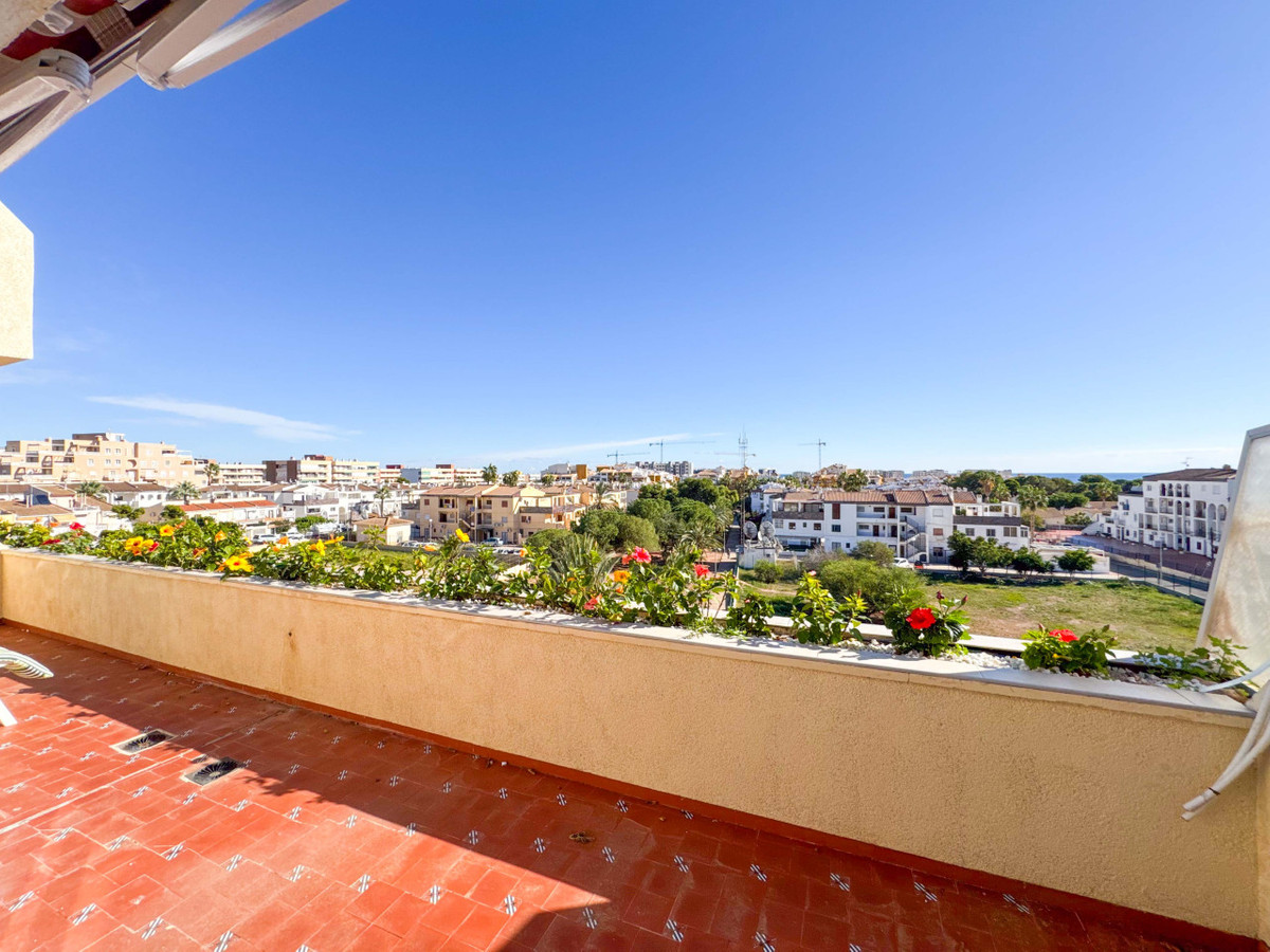 Se vende Ático de 2 dormitorios en Costa Blanca, Alicante, España