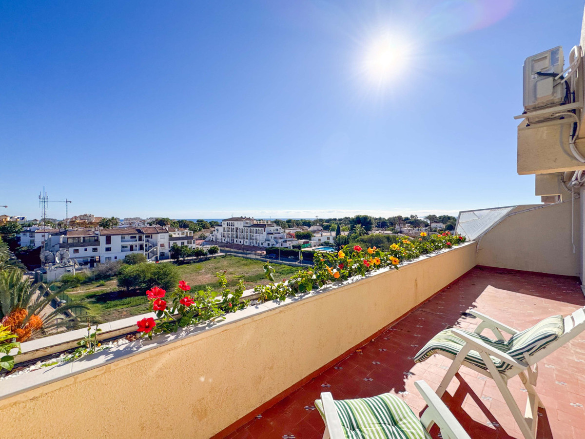 Se vende Ático de 2 dormitorios en Costa Blanca, Alicante, España