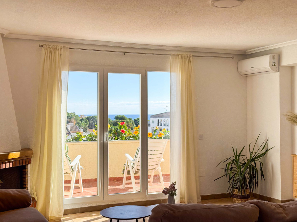 Se vende Ático de 2 dormitorios en Costa Blanca, Alicante, España