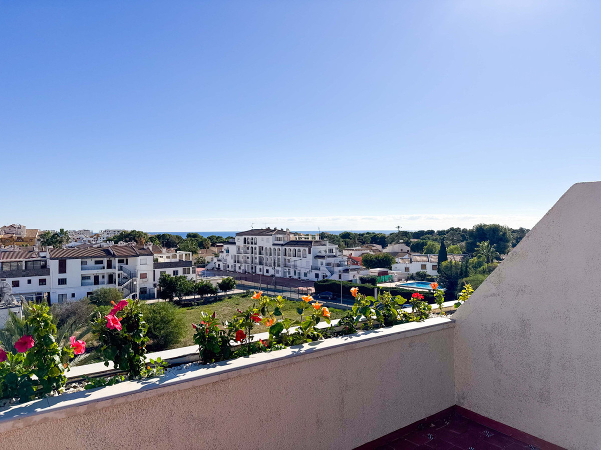 Se vende Ático de 2 dormitorios en Costa Blanca, Alicante, España