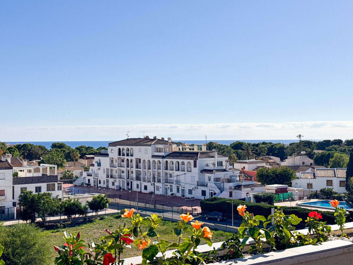 Se vende Ático de 2 dormitorios en Costa Blanca, Alicante, España