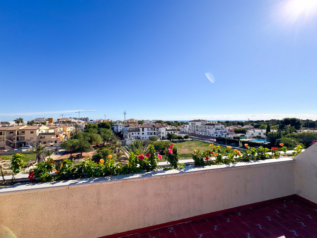 Se vende Ático de 2 dormitorios en Costa Blanca, Alicante, España