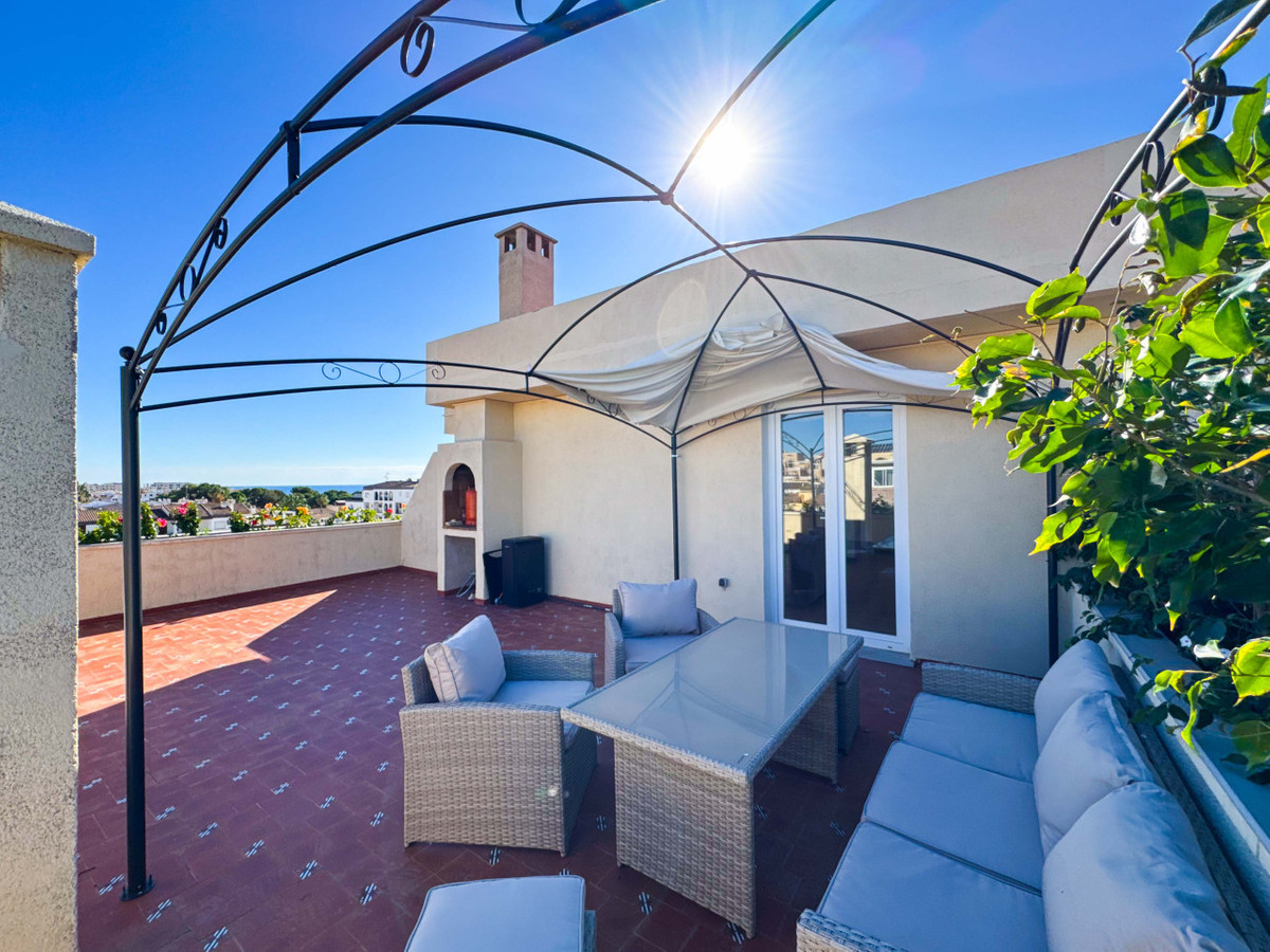 Se vende Ático de 2 dormitorios en Costa Blanca, Alicante, España