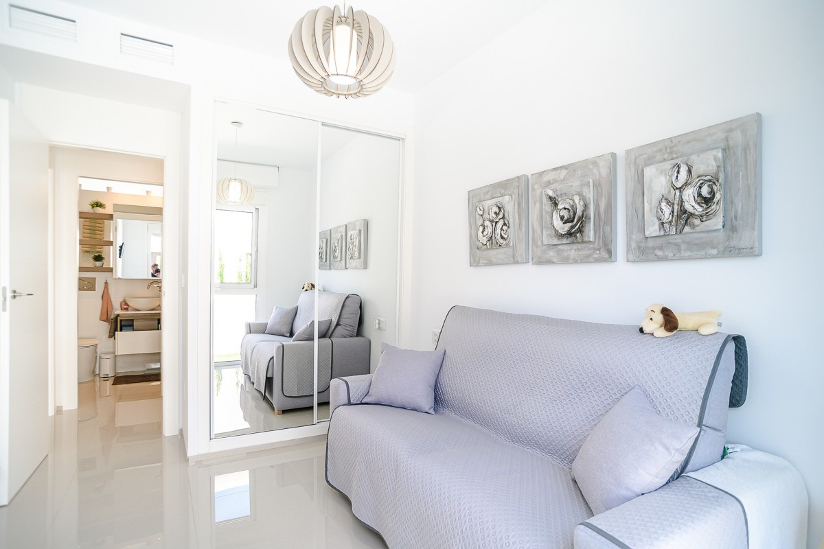 Se vende Apartamento Planta Baja de 2 dormitorios en Costa Blanca, Alicante, España