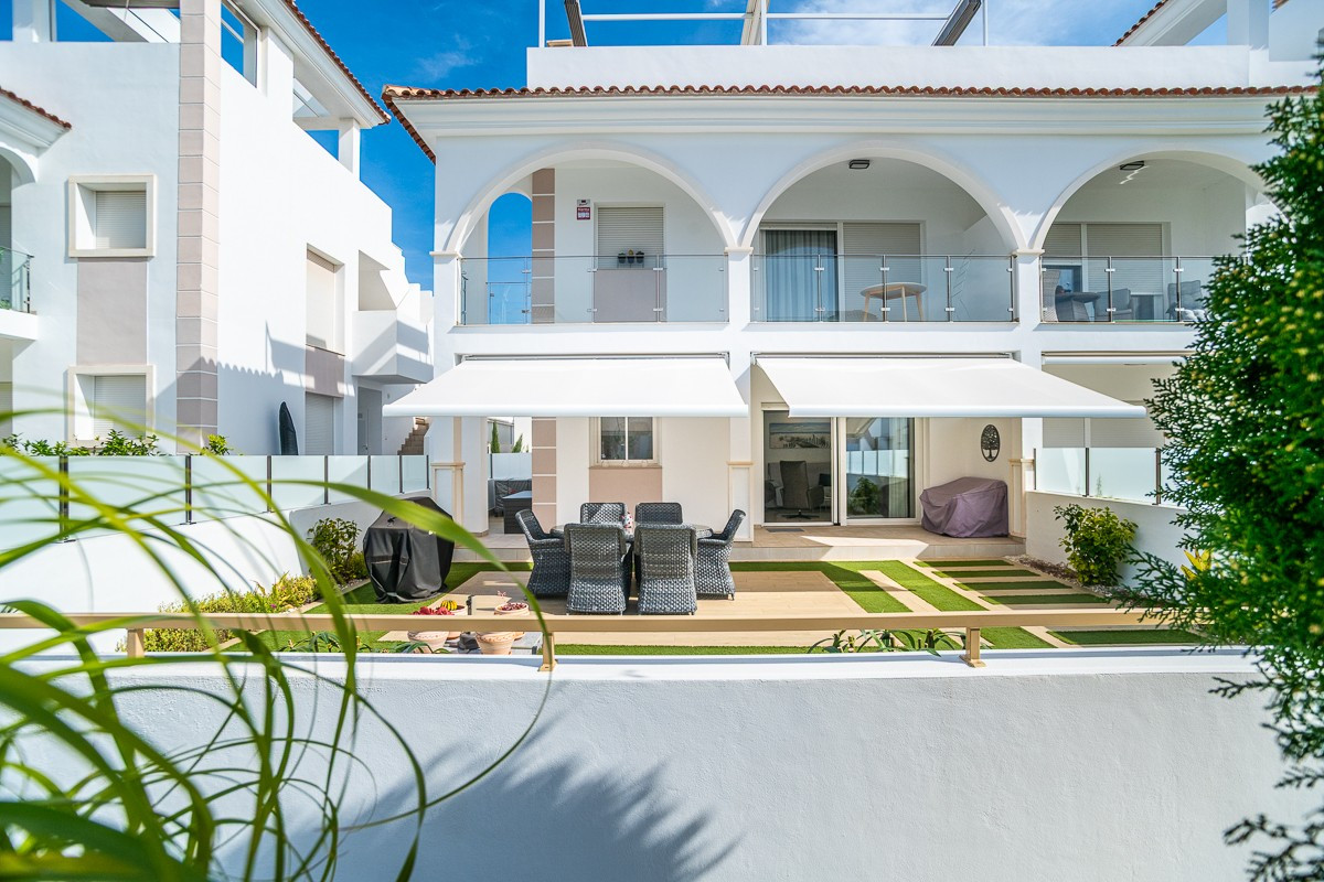 Se vende Apartamento Planta Baja de 2 dormitorios en Costa Blanca, Alicante, España