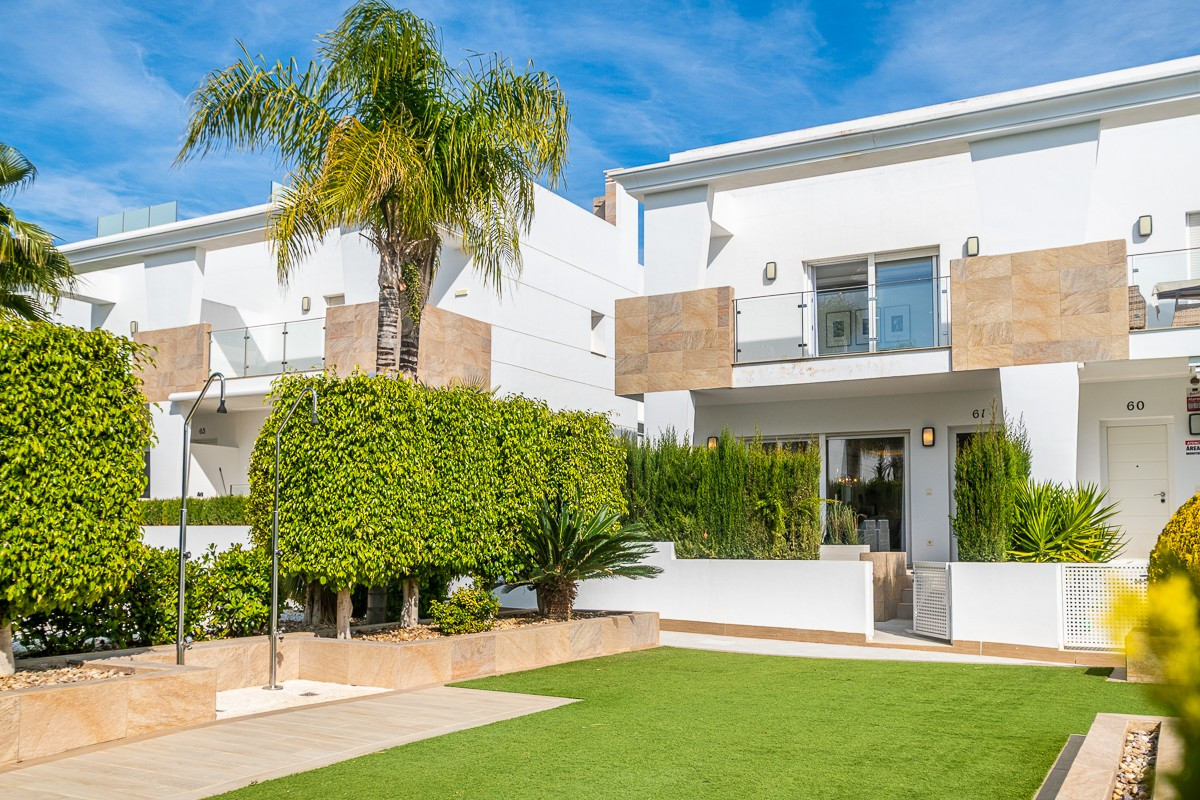 3 Bed Townhouse for sale in Ciudad Quesada Costa Blanca, Alicante, Spain