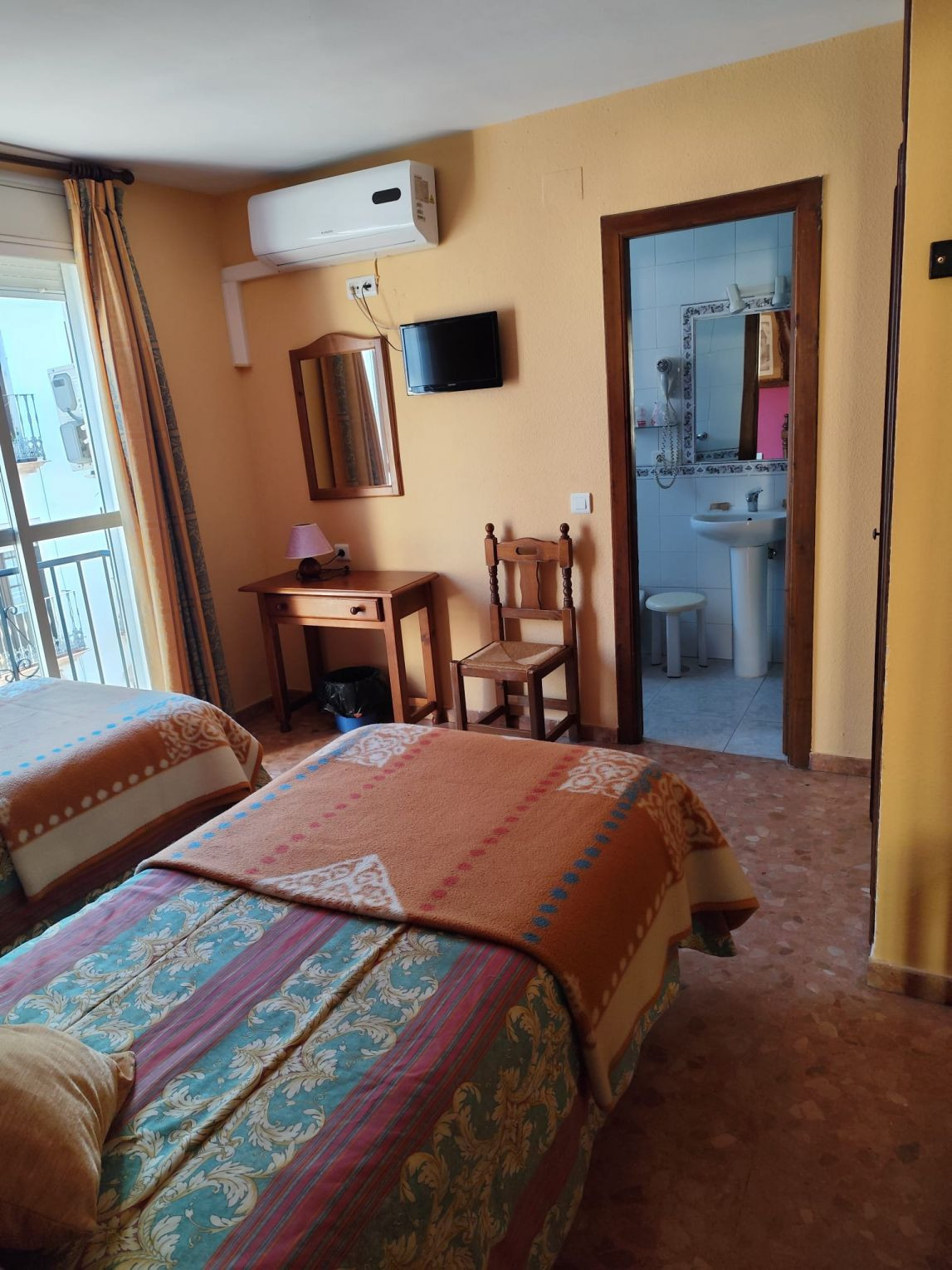 12 Bed Commercial unit for sale in Ronda Costa Del Sol, Málaga, Spain