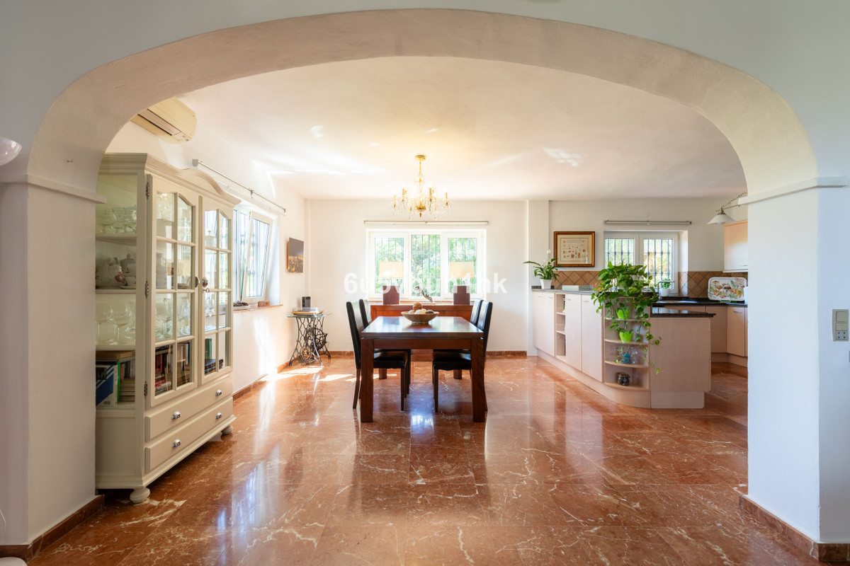 5 Bed Townhouse for sale in Alhaurín De La Torre Costa Del Sol, Málaga, Spain
