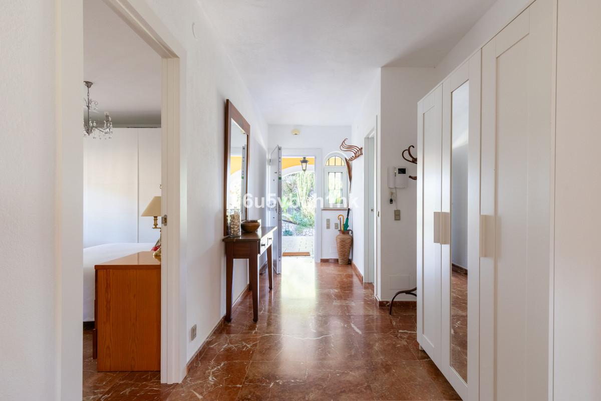 5 Bed Townhouse for sale in Alhaurín De La Torre Costa Del Sol, Málaga, Spain