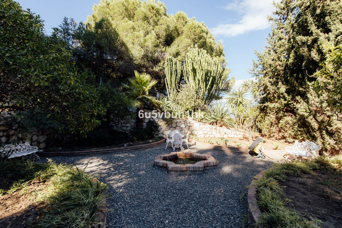 5 Bed Townhouse for sale in Alhaurín De La Torre Costa Del Sol, Málaga, Spain