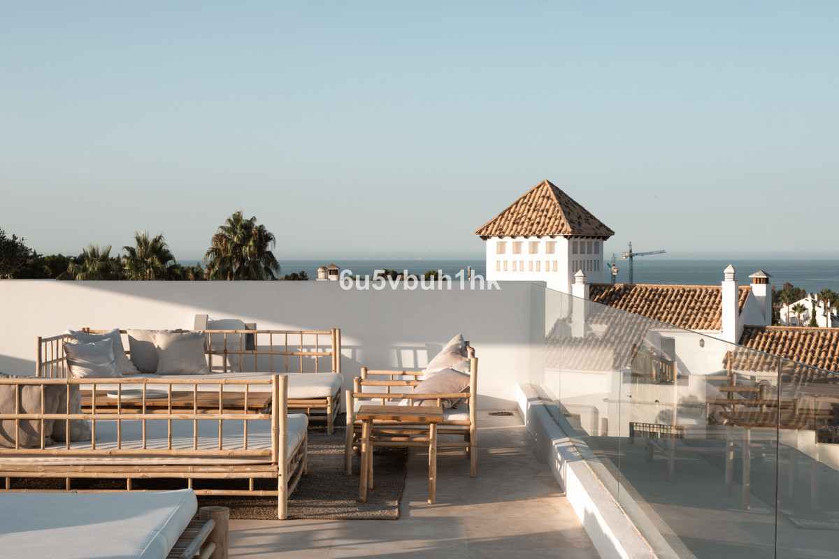 Se vende Villa - Chalet de 6 dormitorios en Costa Del Sol, Málaga, España