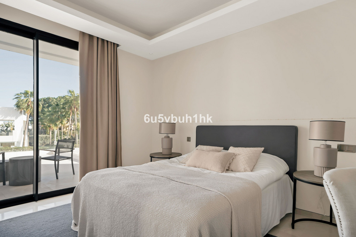 Se vende Villa - Chalet de 6 dormitorios en Costa Del Sol, Málaga, España