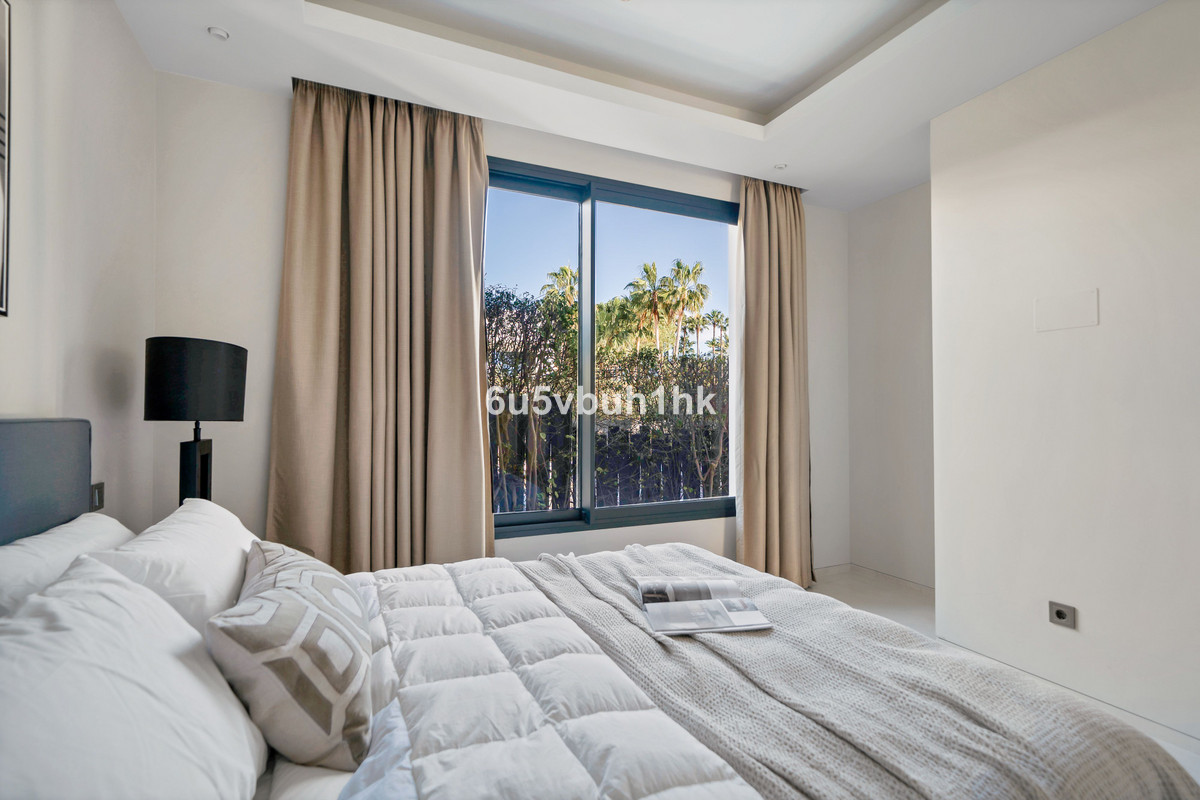 Se vende Villa - Chalet de 6 dormitorios en Costa Del Sol, Málaga, España