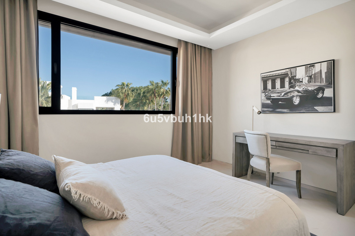 Se vende Villa - Chalet de 6 dormitorios en Costa Del Sol, Málaga, España