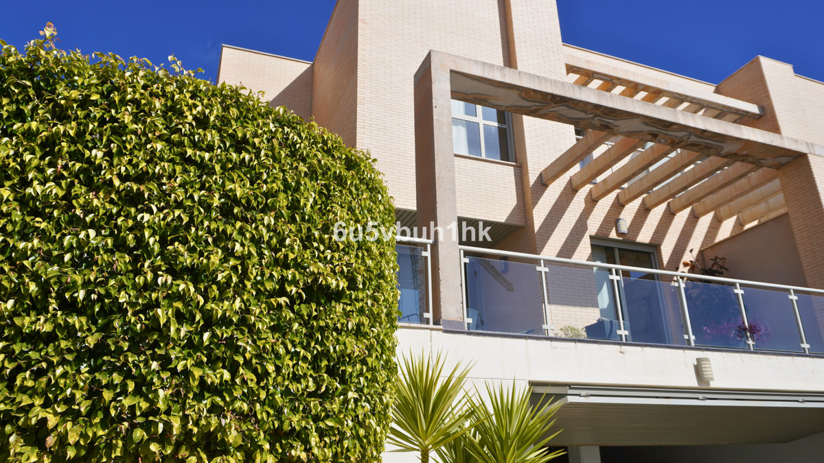 5 Bed Townhouse for sale in Málaga Costa Del Sol, Málaga, Spain