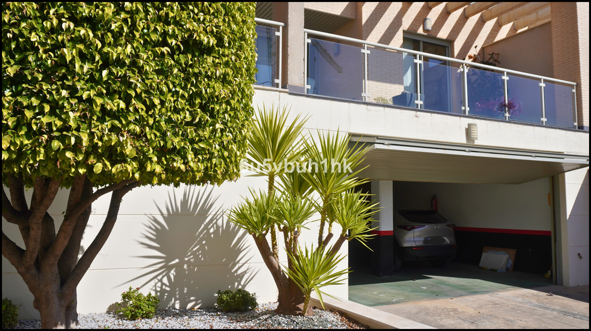5 Bed Townhouse for sale in Málaga Costa Del Sol, Málaga, Spain