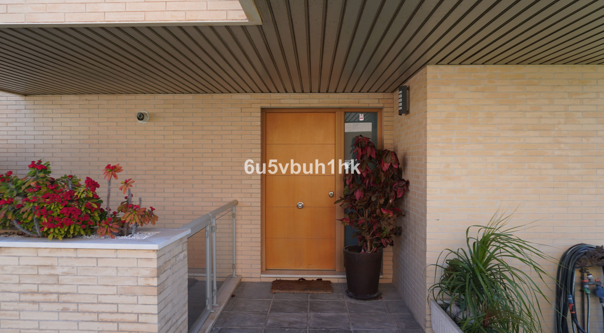 5 Bed Townhouse for sale in Málaga Costa Del Sol, Málaga, Spain