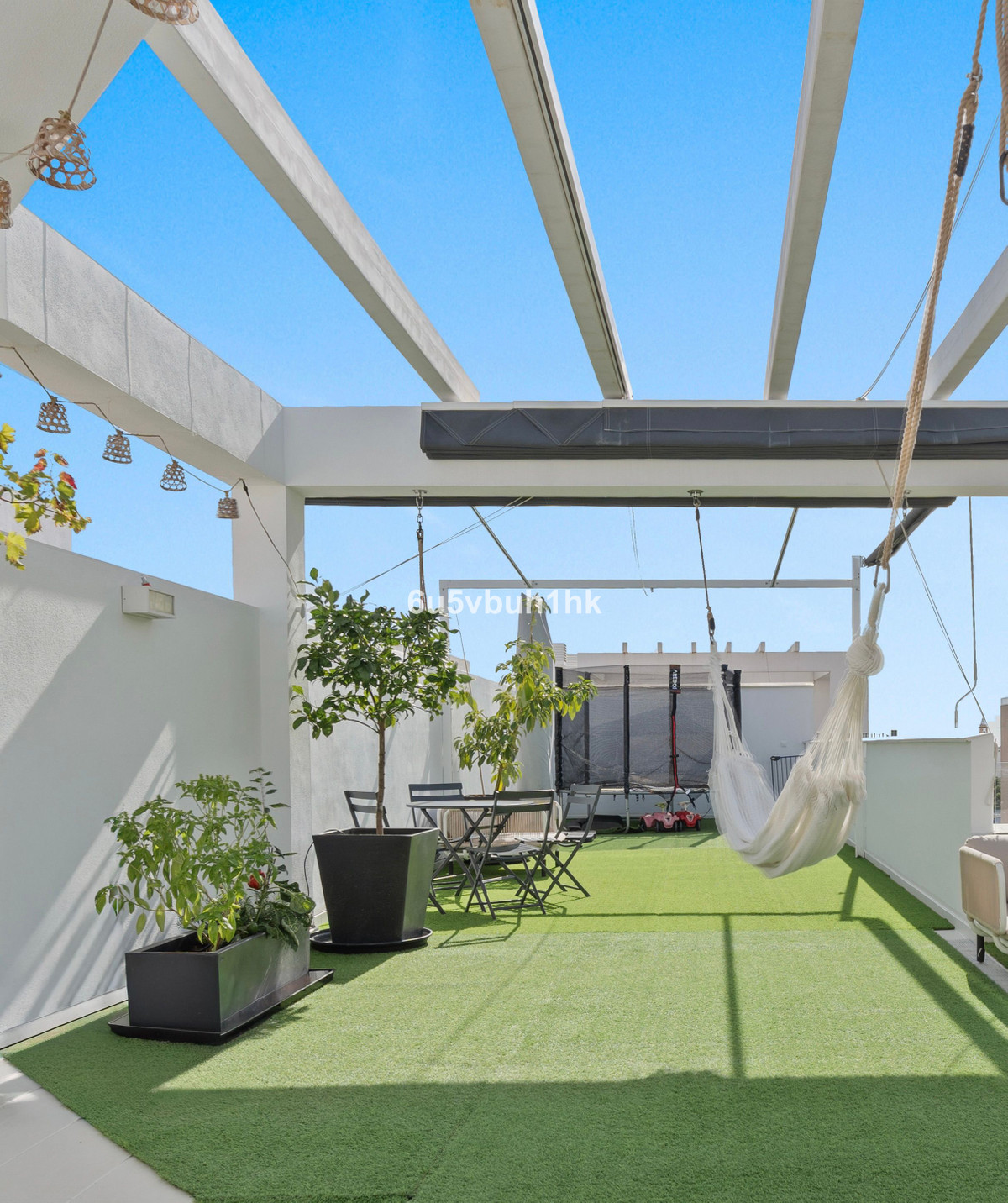 4 Bed Apartment for sale in Estepona Costa Del Sol, Málaga, Spain