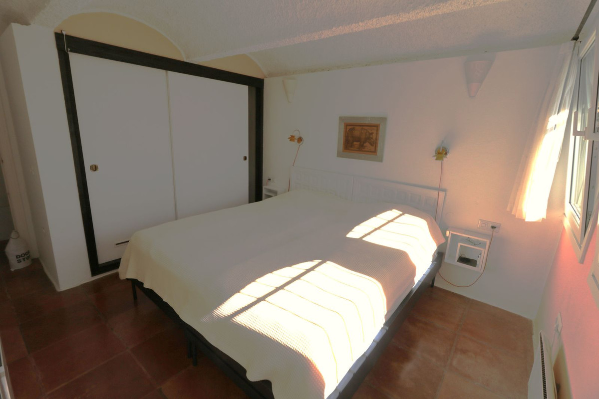 3 Bed Townhouse for sale in Estepona Costa Del Sol, Málaga, Spain