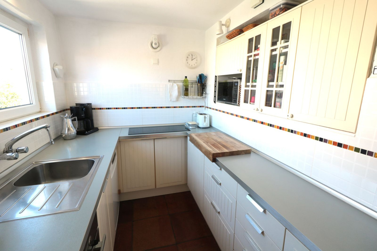 3 Bed Townhouse for sale in Estepona Costa Del Sol, Málaga, Spain