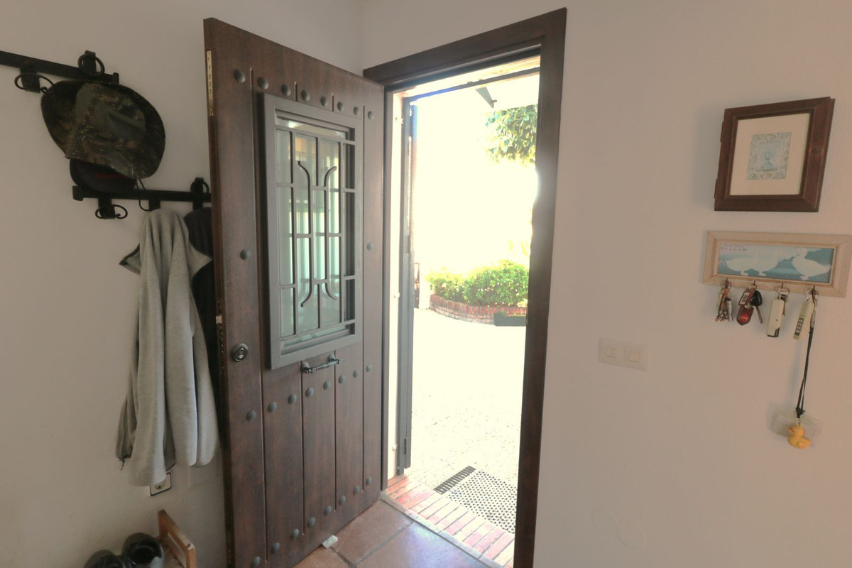 3 Bed Townhouse for sale in Estepona Costa Del Sol, Málaga, Spain